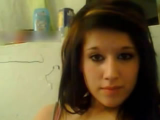 漂亮南歐嫩妹在直播挑逗